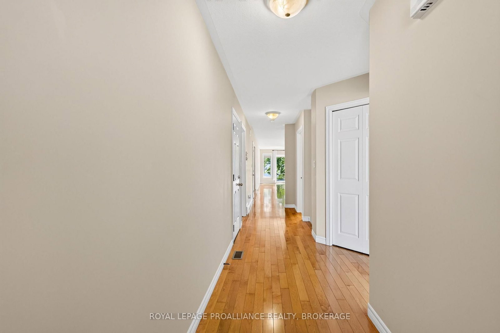 1097 Crossfield Avenue • Kingston, ON photo 5