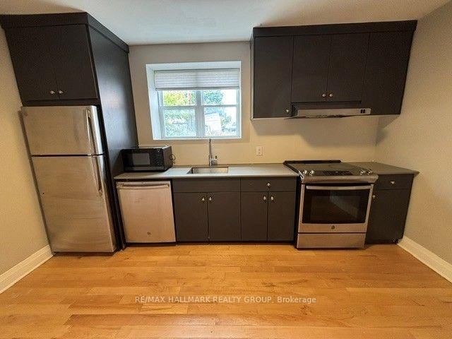 7 - 245 DES PERES BLANCS Avenue