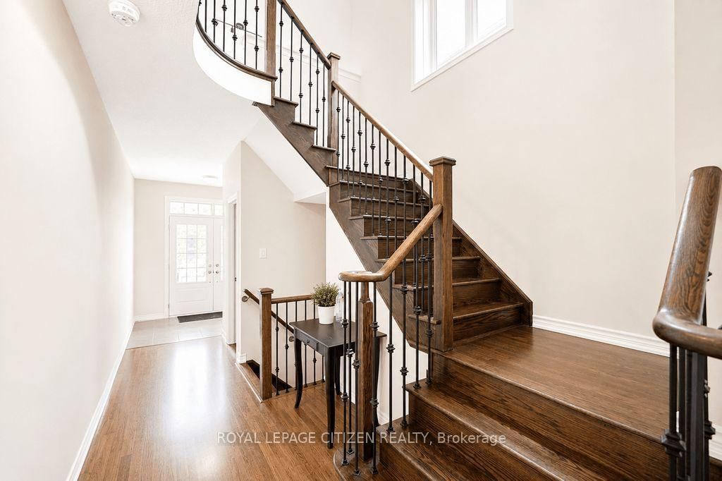 42 Angela Crescent • Niagara-on-the-Lake, ON photo 5