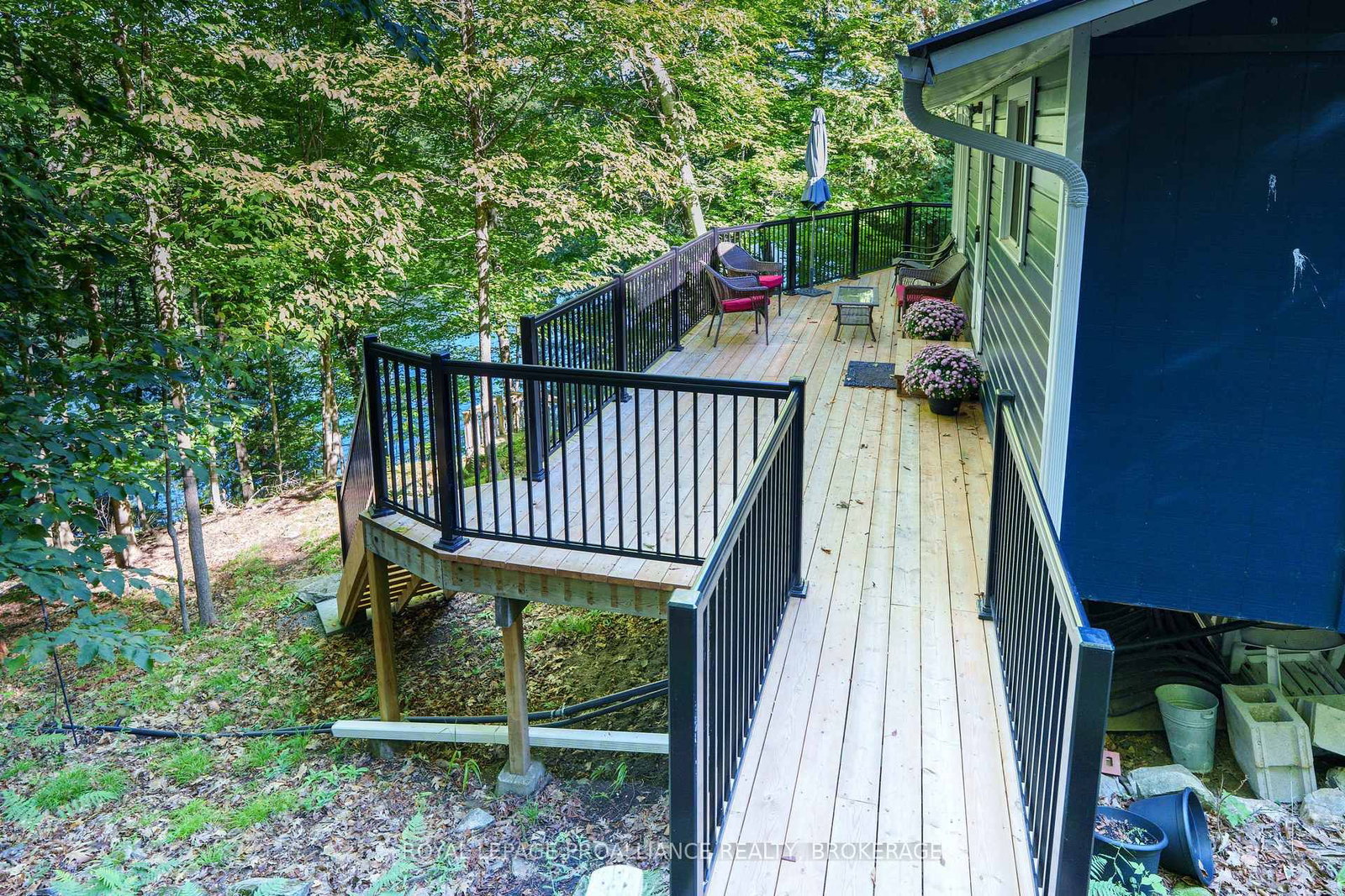 35B Whippoorwill Lane • Westport, ON photo 11
