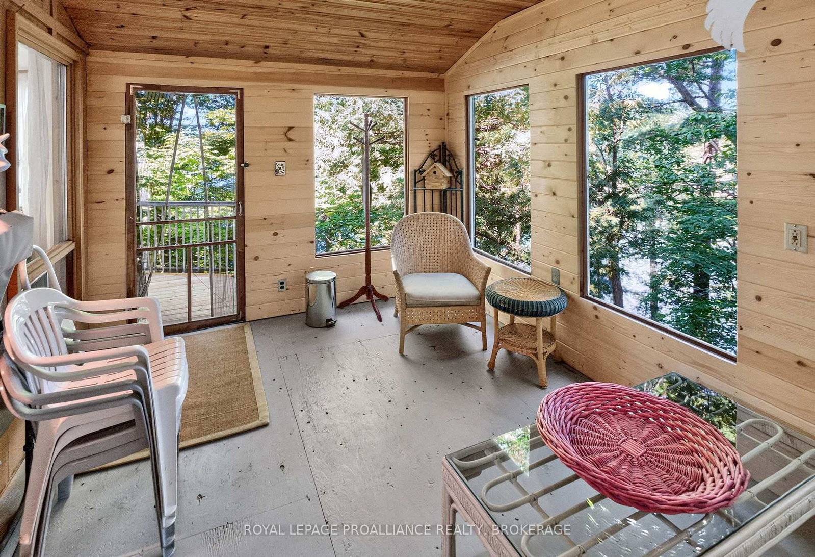 35B Whippoorwill Lane • Westport, ON photo 28
