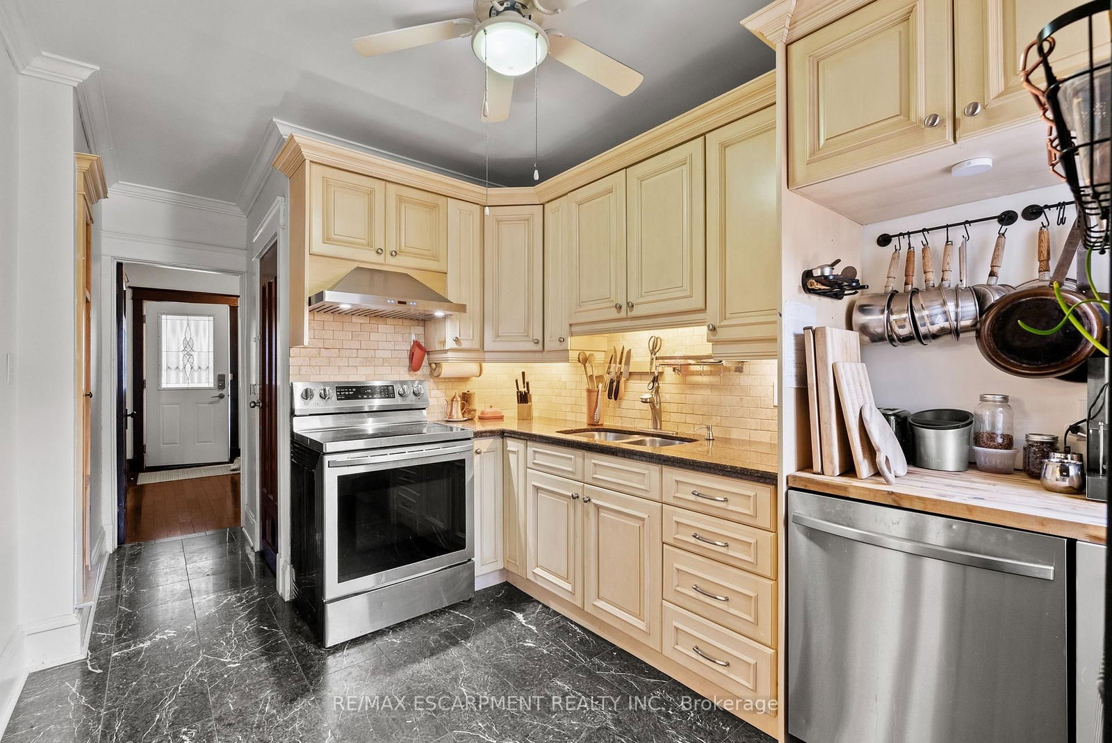 260 STINSON Crescent • Hamilton, ON photo 14