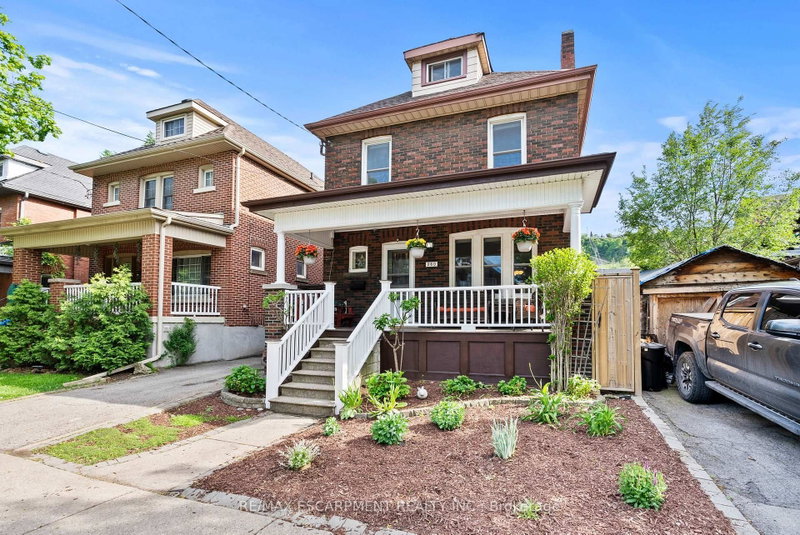 260 STINSON Crescent