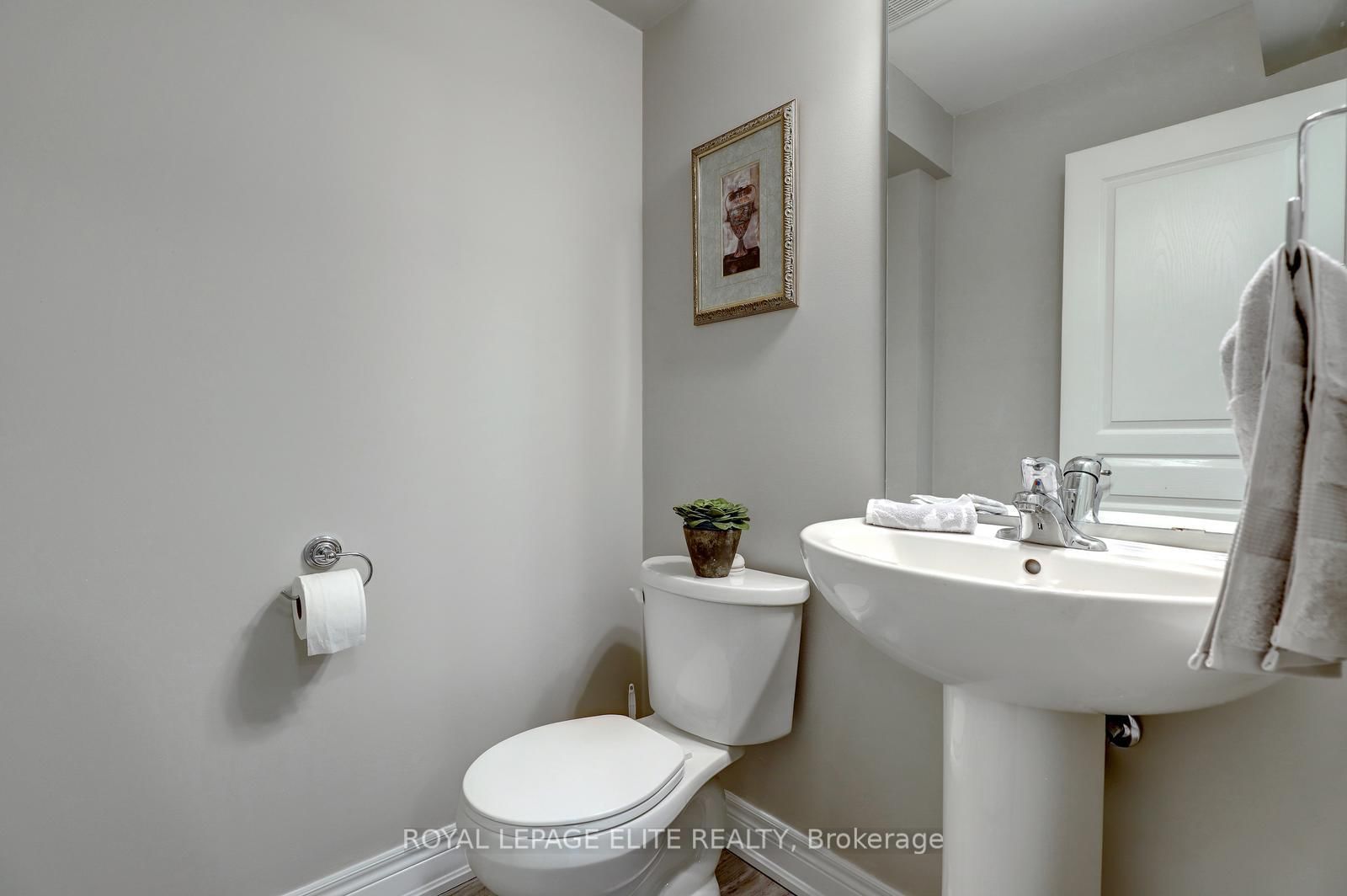 8025 COLE Court • Niagara Falls, ON photo 15