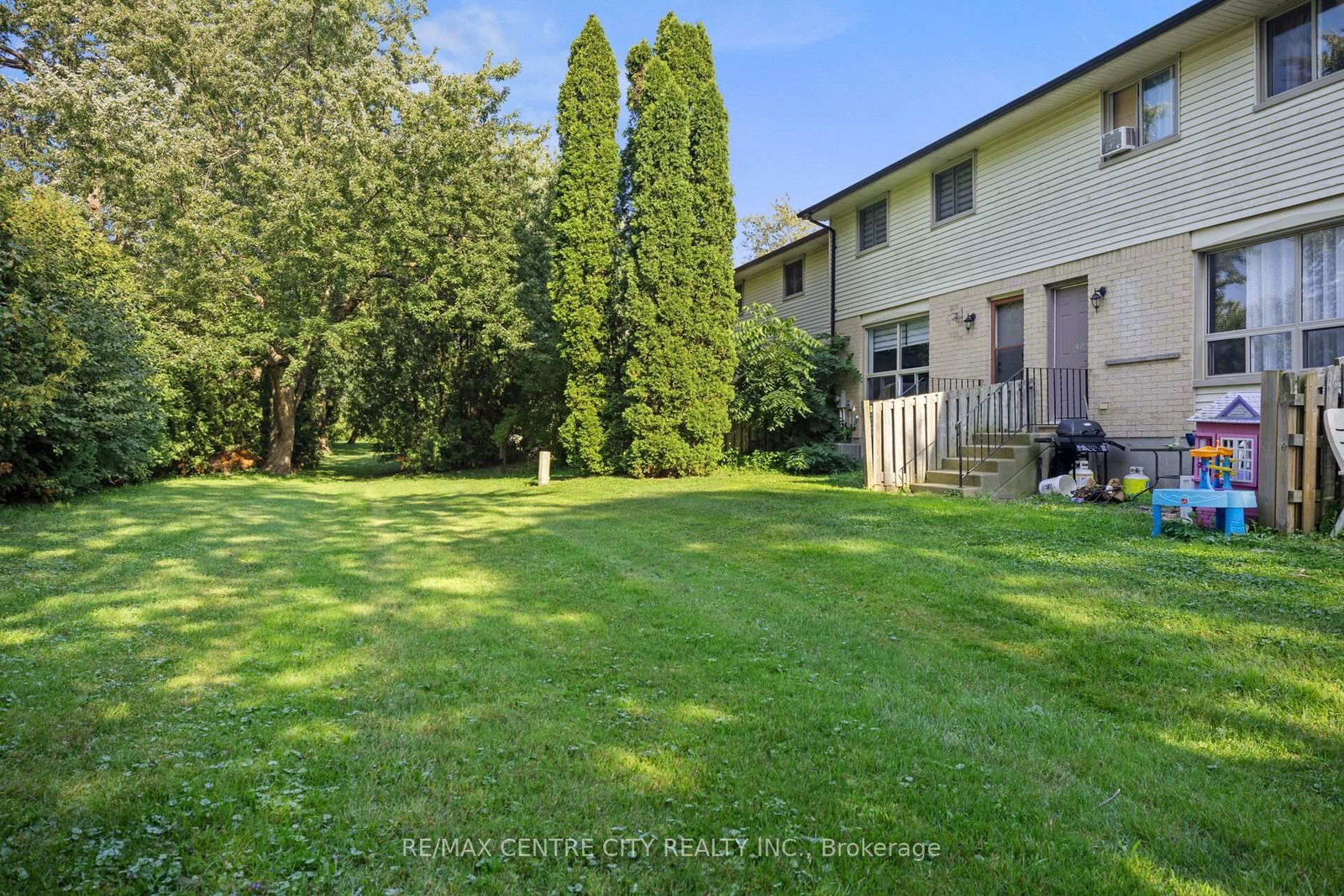 135 Belmont Drive • #20 • London South, ON photo 19