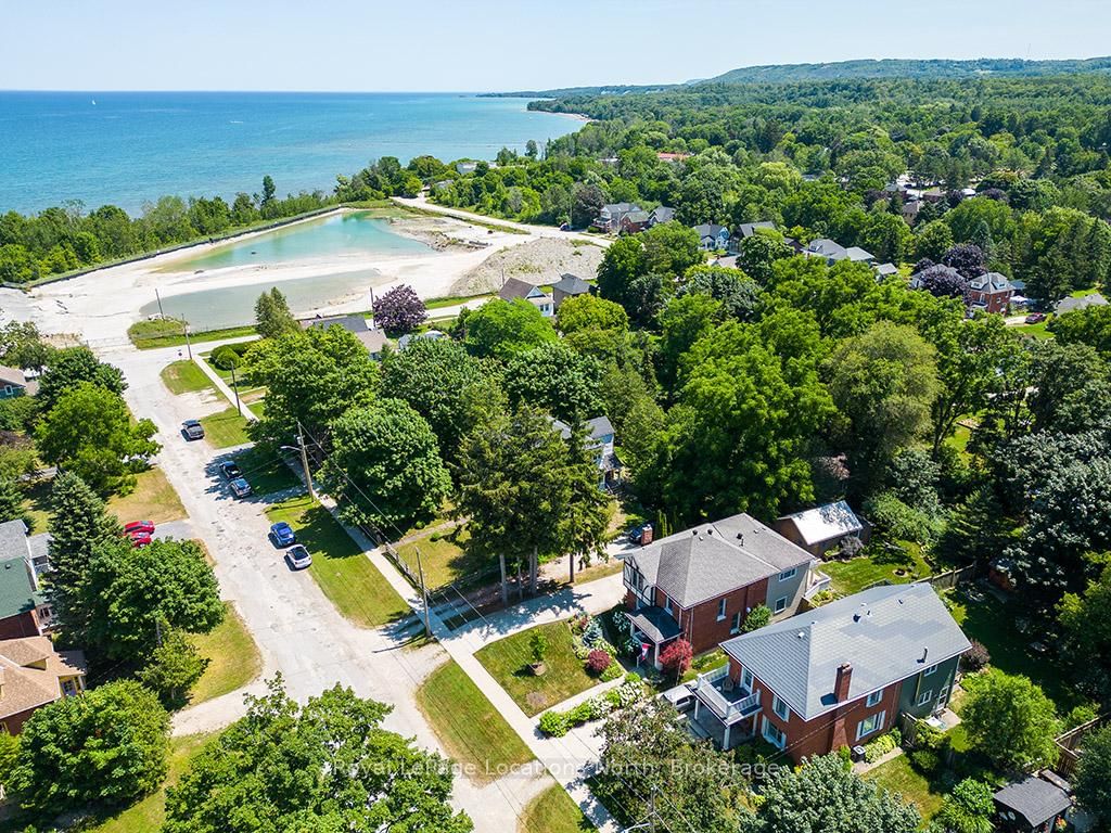 91 BRIDGE Street • Meaford, ON photo 4