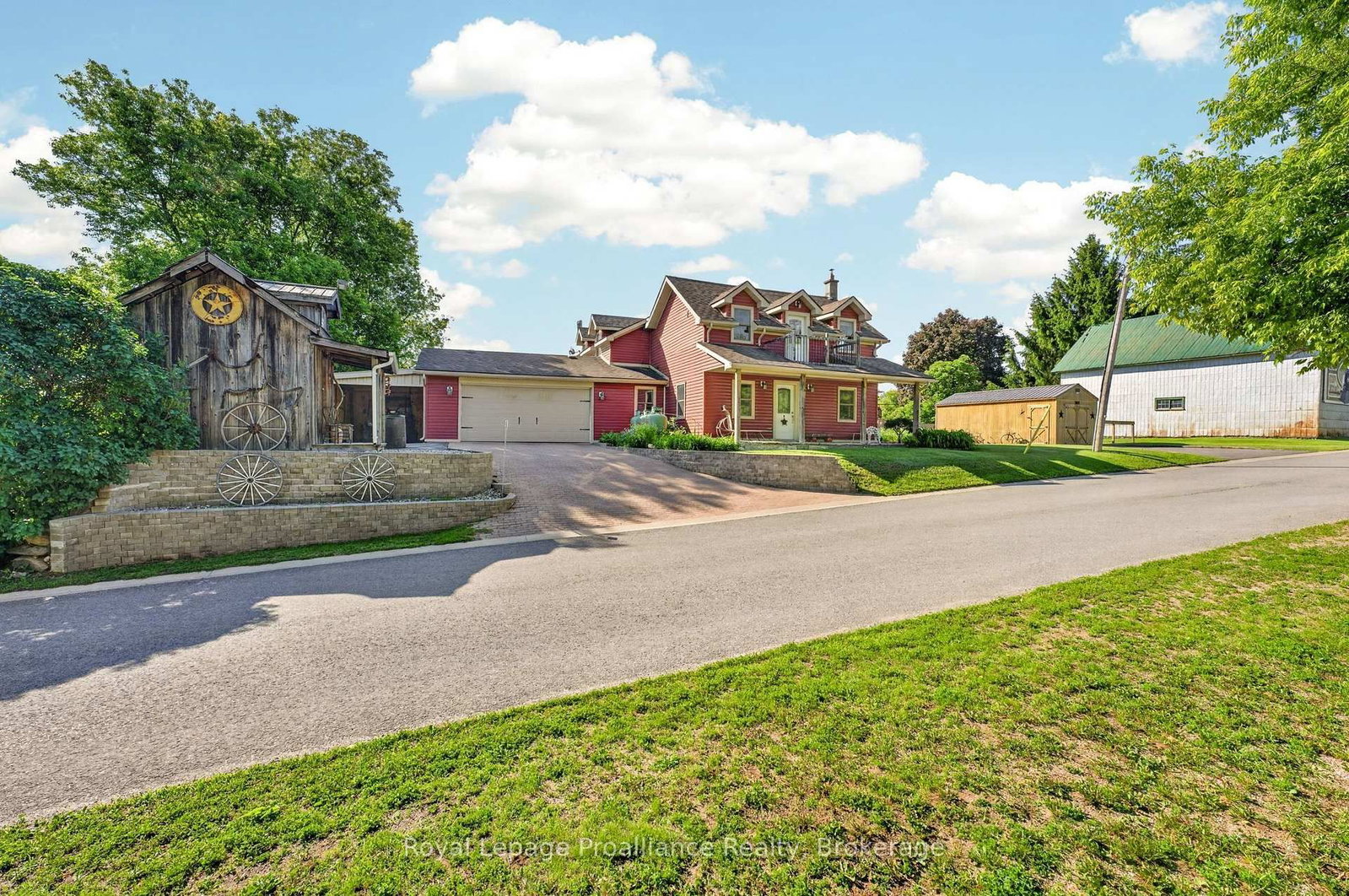 7802 Piccadilly Road • Godfrey, ON photo 2