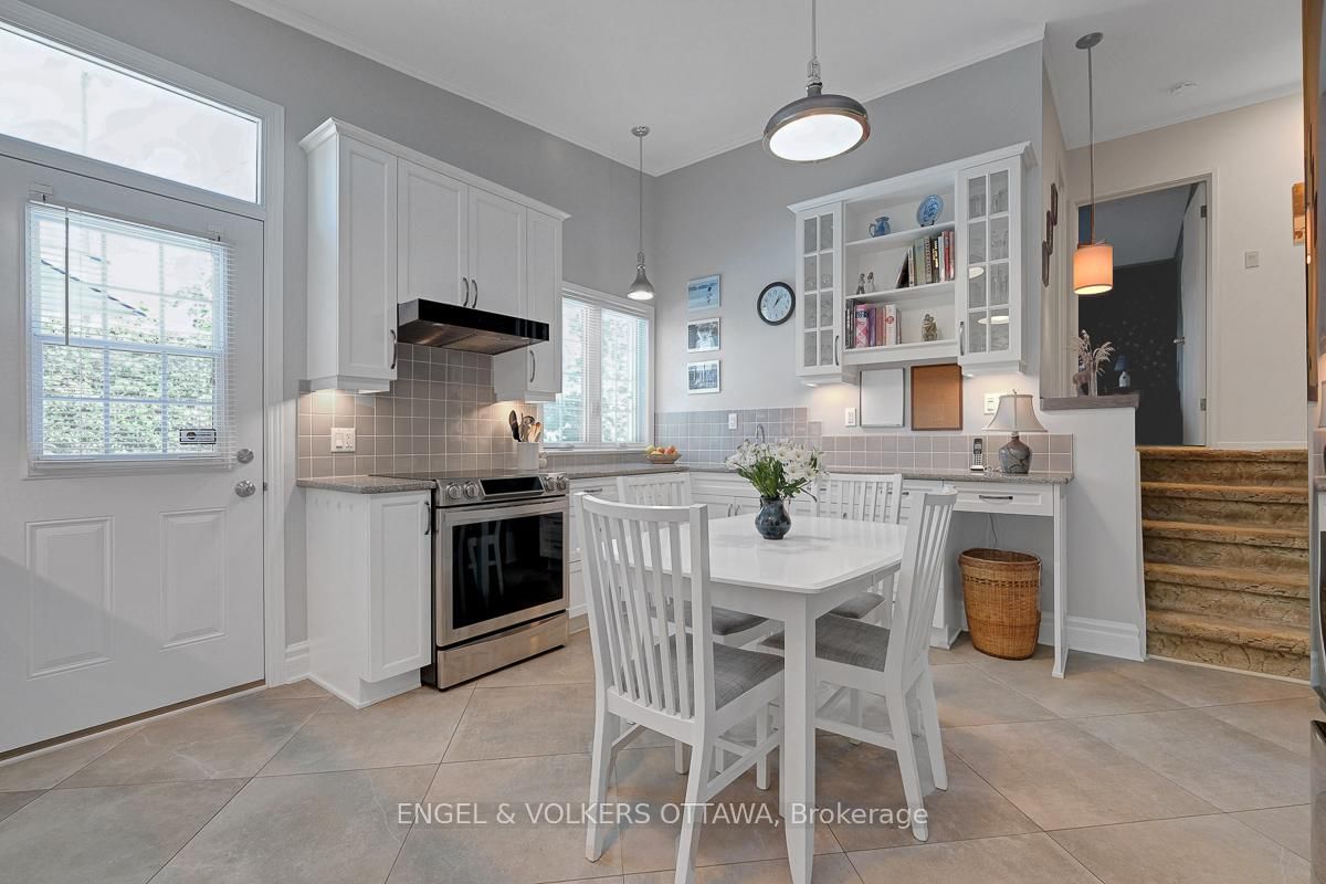 1131 Cameo Drive • Ottawa, ON photo 19