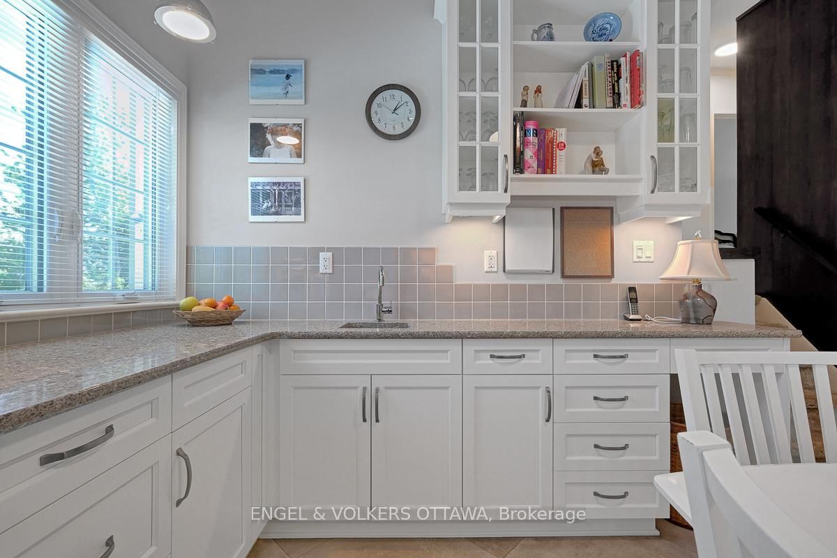 1131 Cameo Drive • Ottawa, ON photo 21