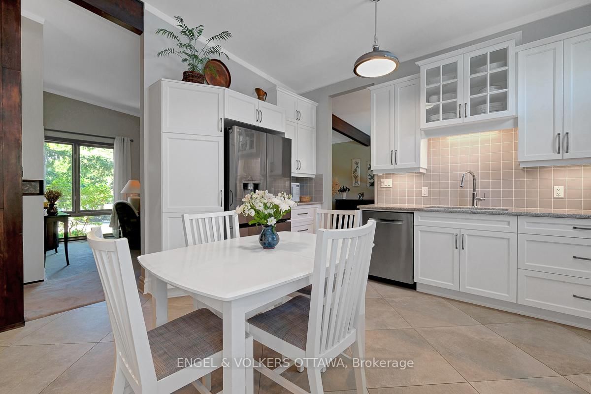 1131 Cameo Drive • Ottawa, ON photo 22