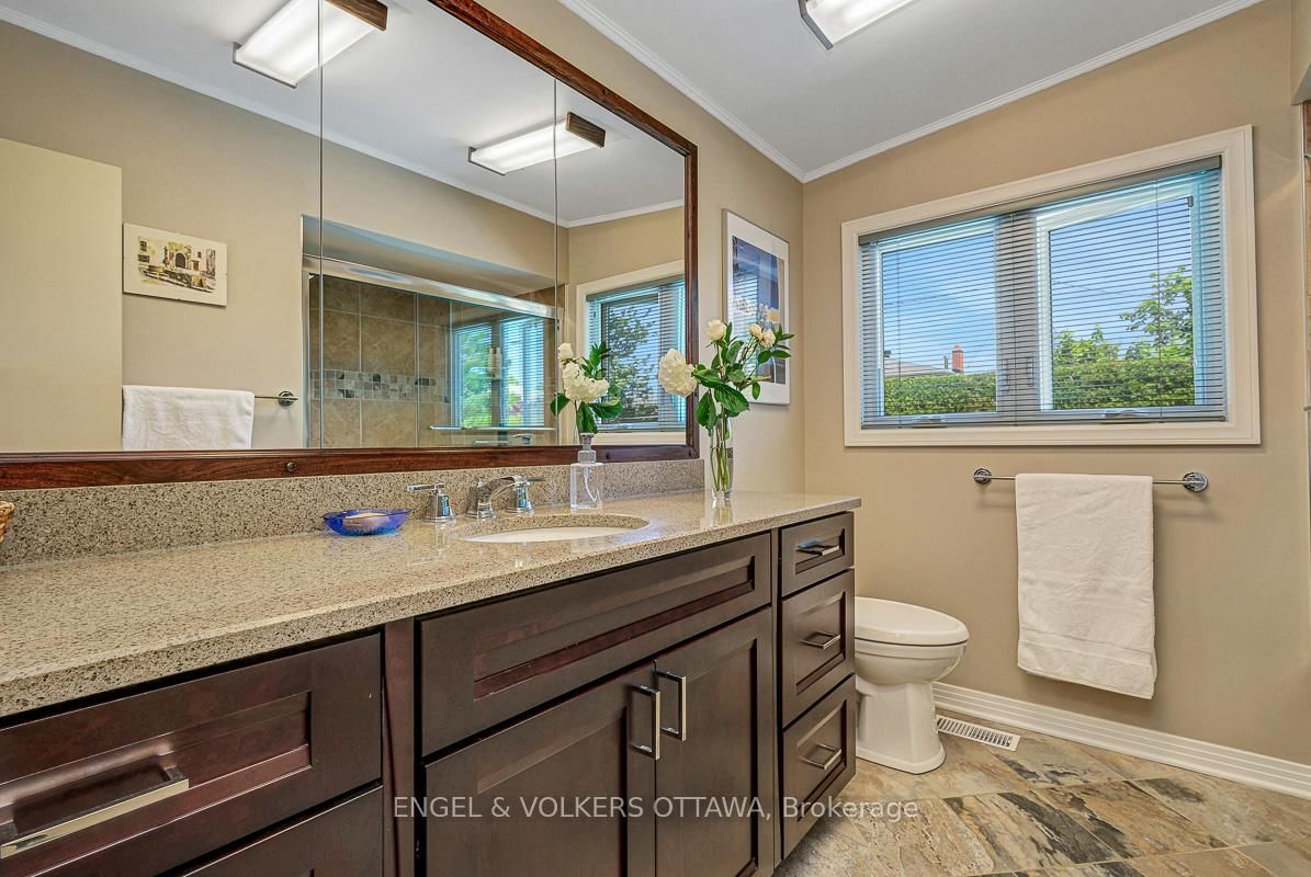 1131 Cameo Drive • Ottawa, ON photo 28