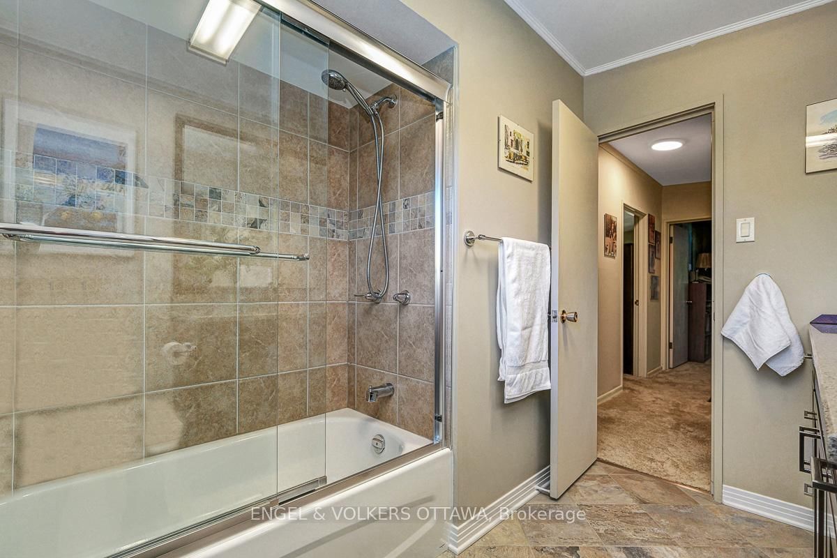 1131 Cameo Drive • Ottawa, ON photo 29