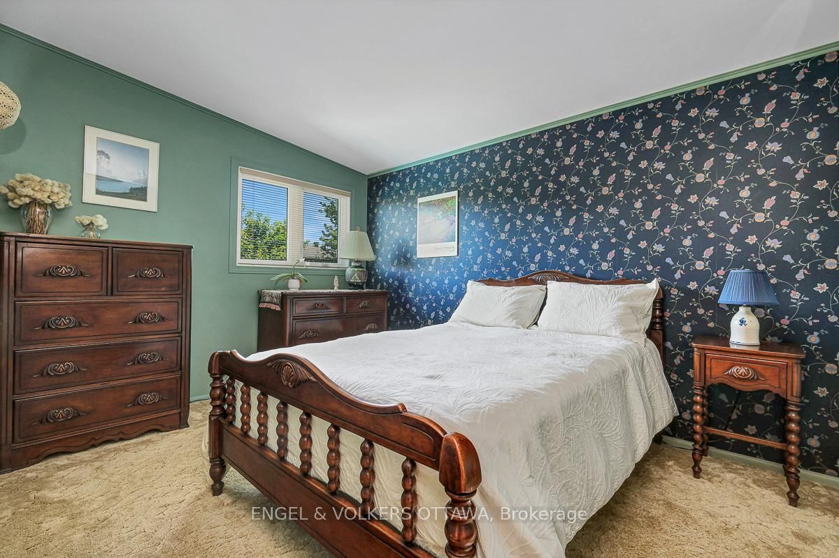 1131 Cameo Drive • Ottawa, ON photo 30
