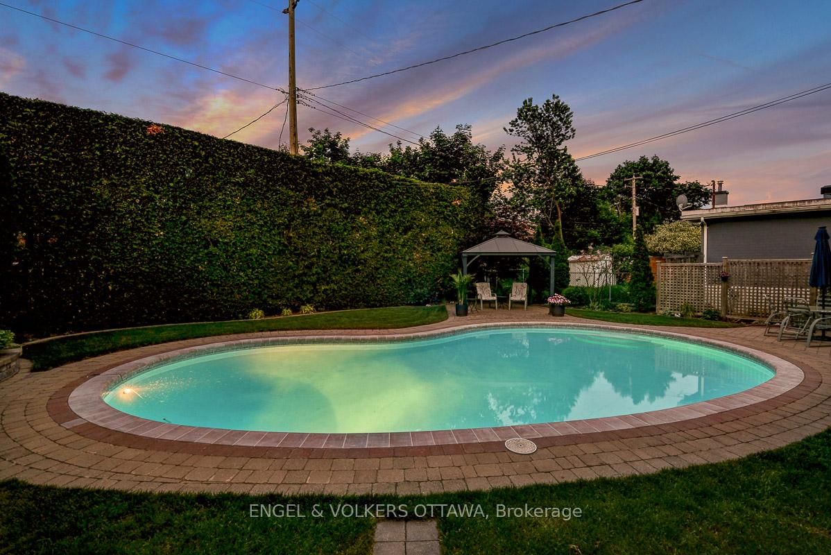 1131 Cameo Drive • Ottawa, ON photo 50