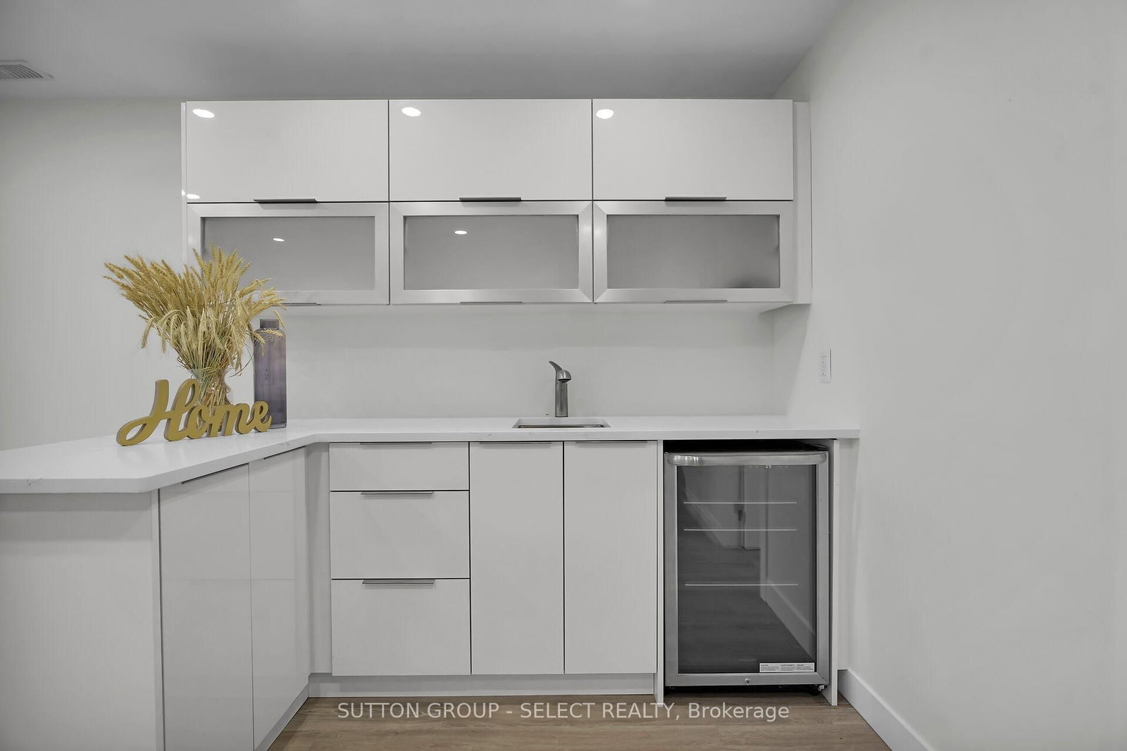 2080 Wateroak Drive • London North, ON photo 32