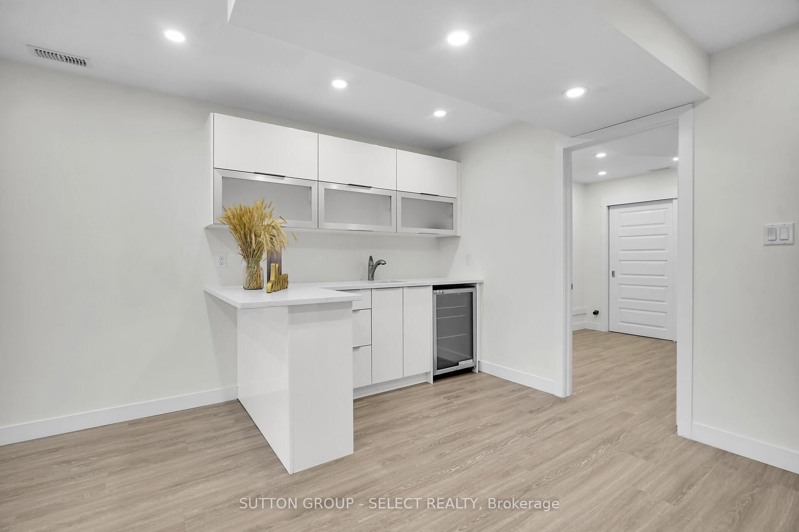 2080 Wateroak Drive • London North, ON photo 33