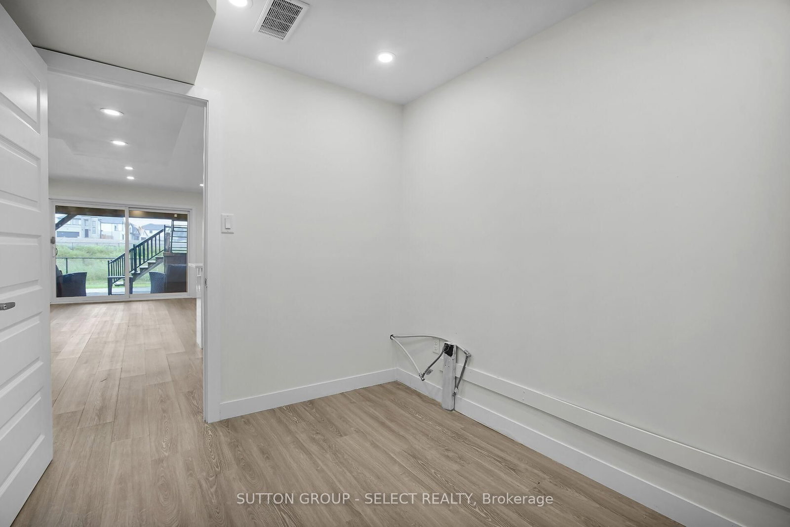 2080 Wateroak Drive • London North, ON photo 41