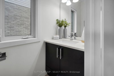 2080 Wateroak Drive • London North, ON photo 5