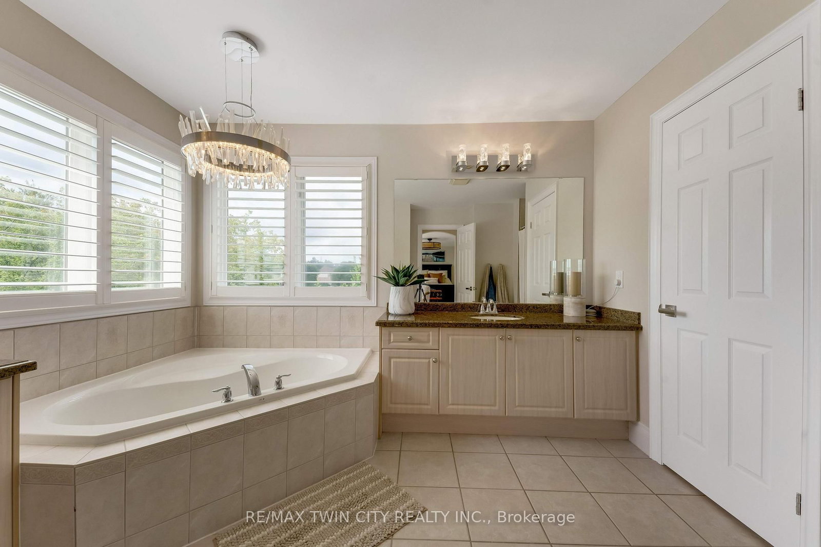 50 Knox Court • Kitchener, ON photo 22