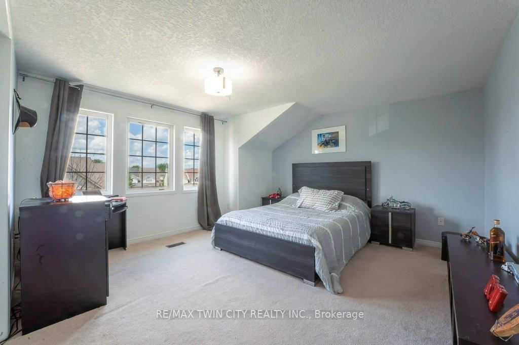 110 Activa Avenue • #E33 • Kitchener, ON photo 26