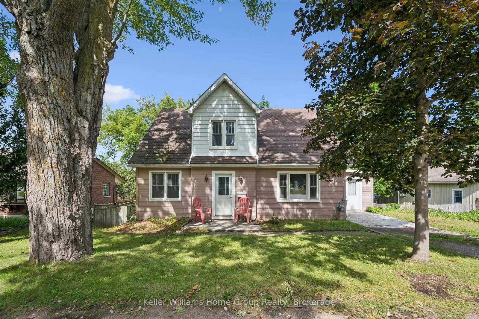 20 Water Street W • Centre Wellington, ON photo 3