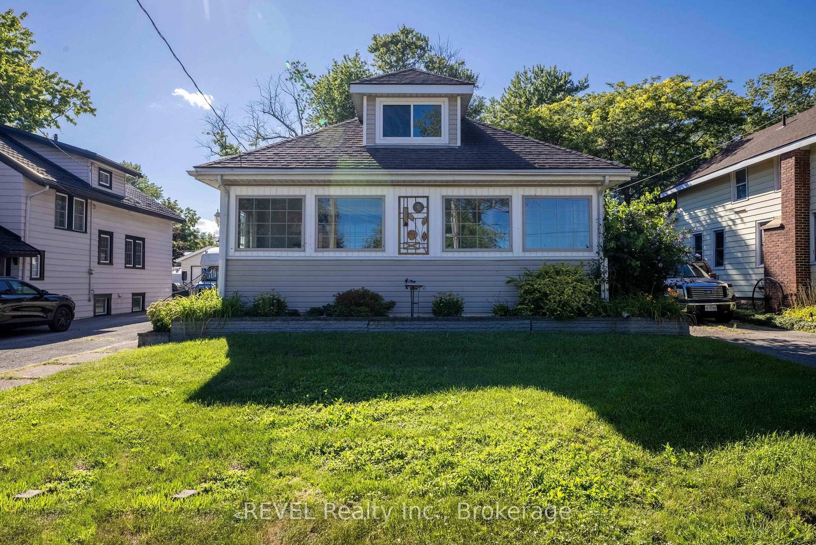 272 High Street • Fort Erie, ON photo 3