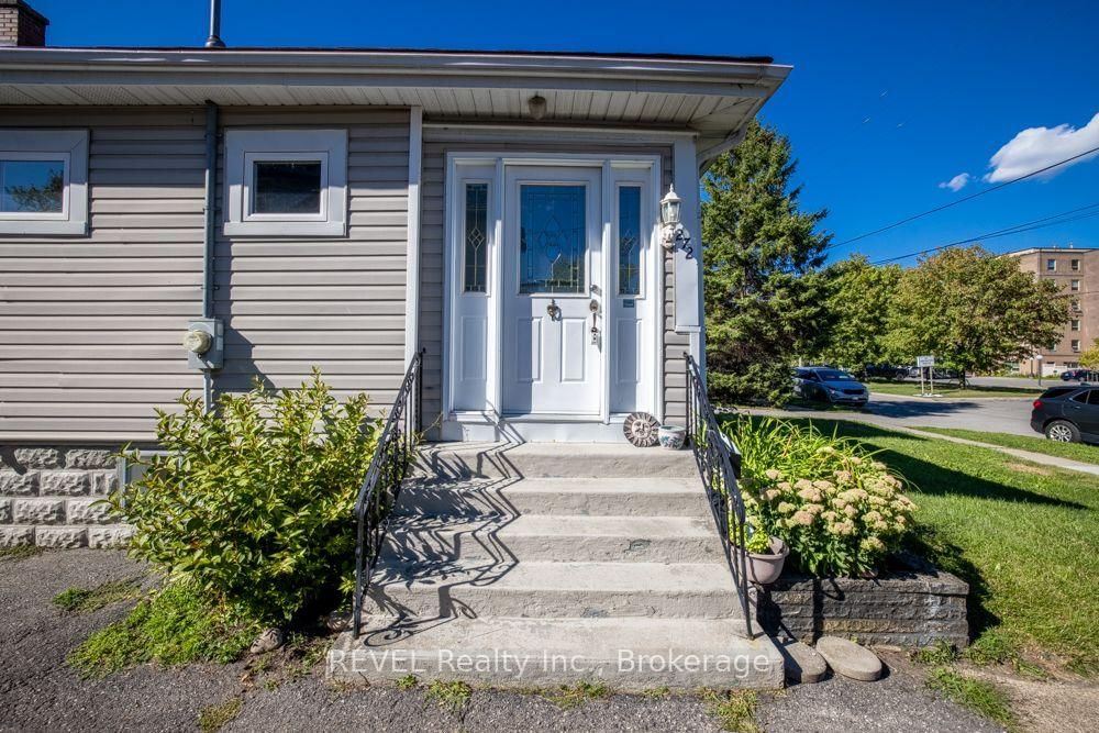 272 High Street • Fort Erie, ON photo 5