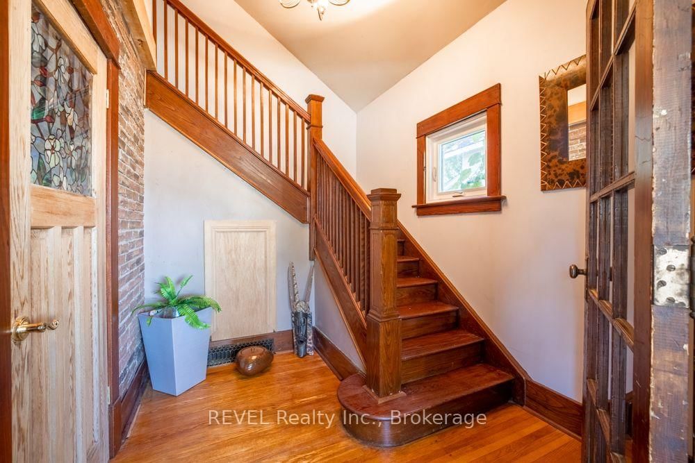 272 High Street • Fort Erie, ON photo 9