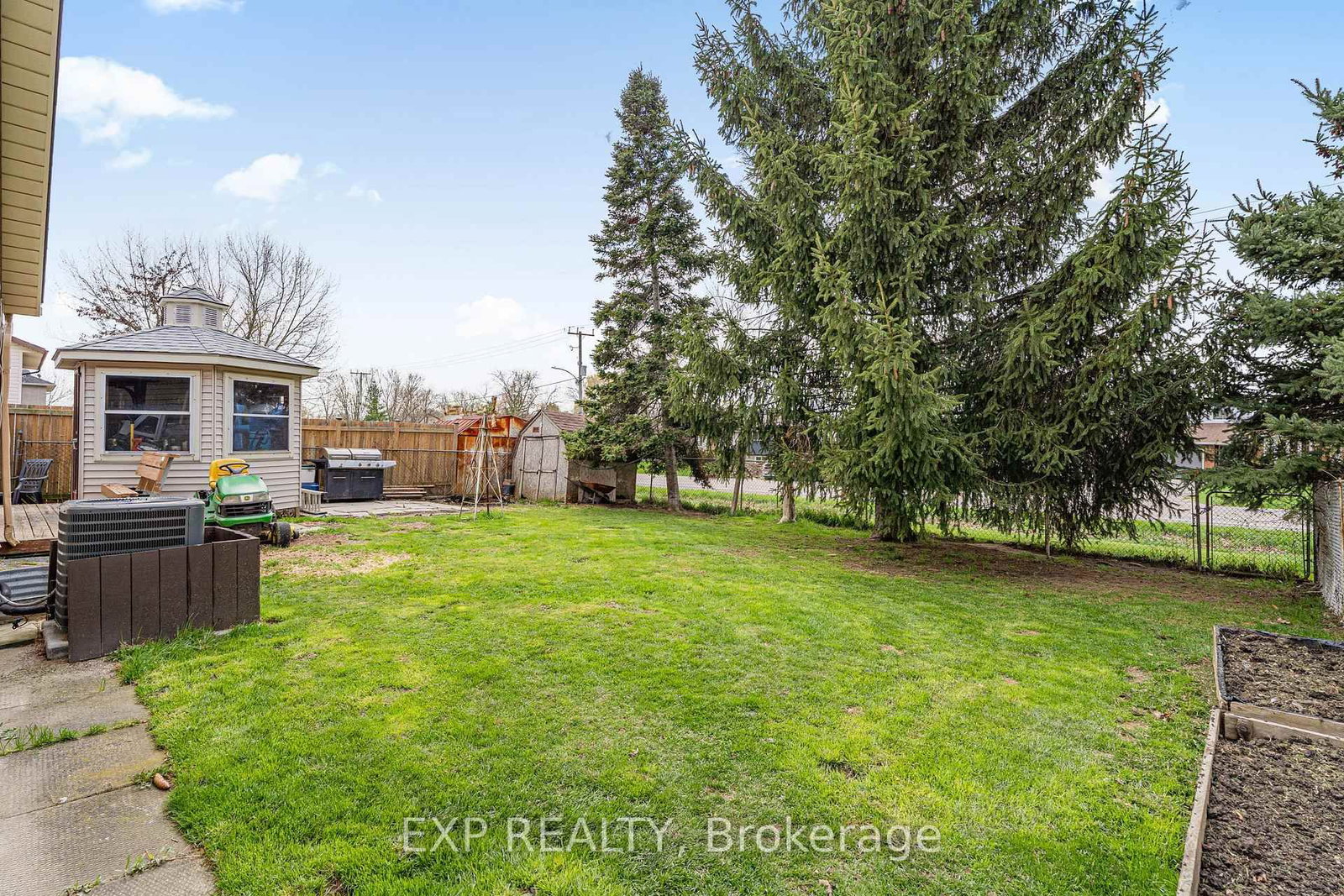 8 Abbott Lane • Haldimand, ON photo 36