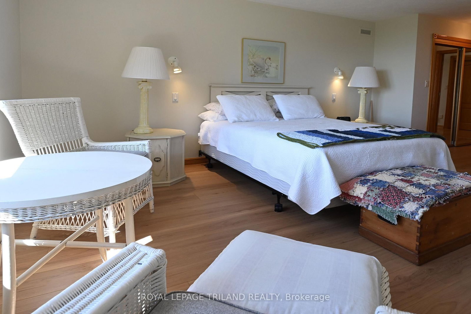 7154 Talbot Trail • Chatham-Kent, ON photo 17