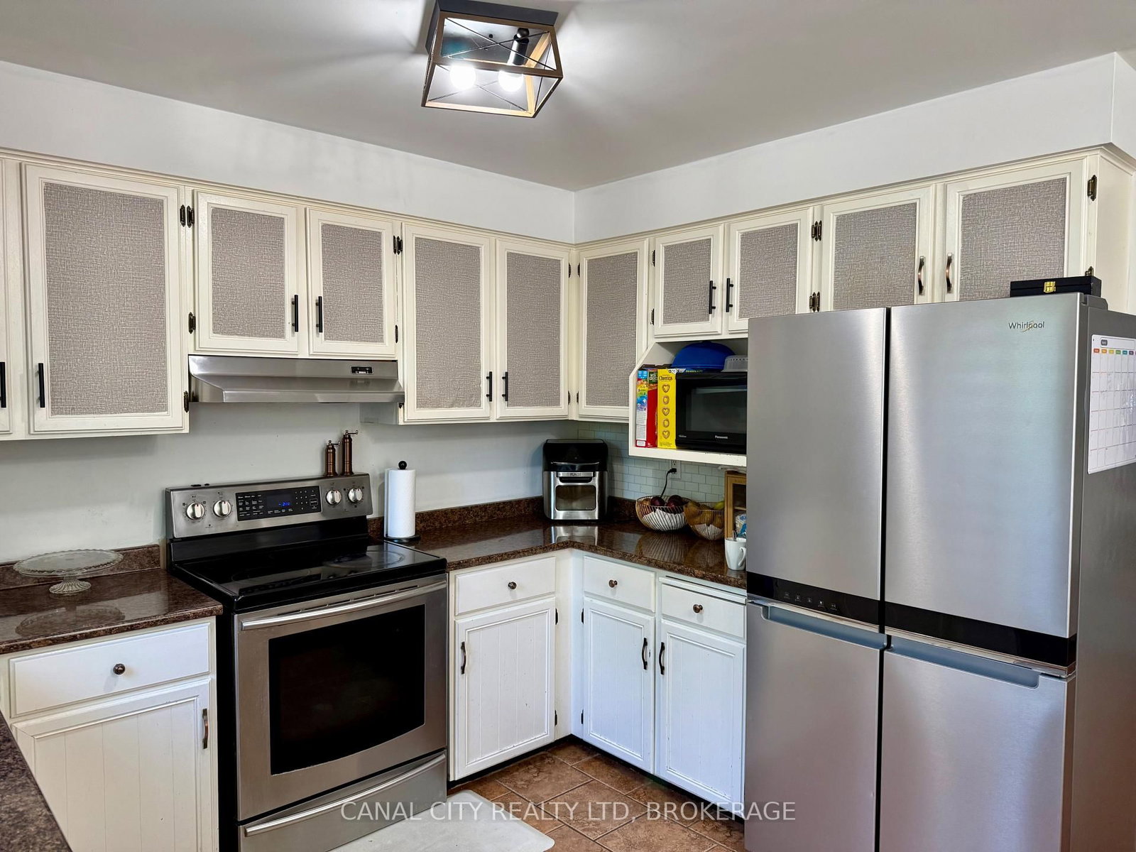 29 BAXTER Crescent • Thorold, ON photo 10
