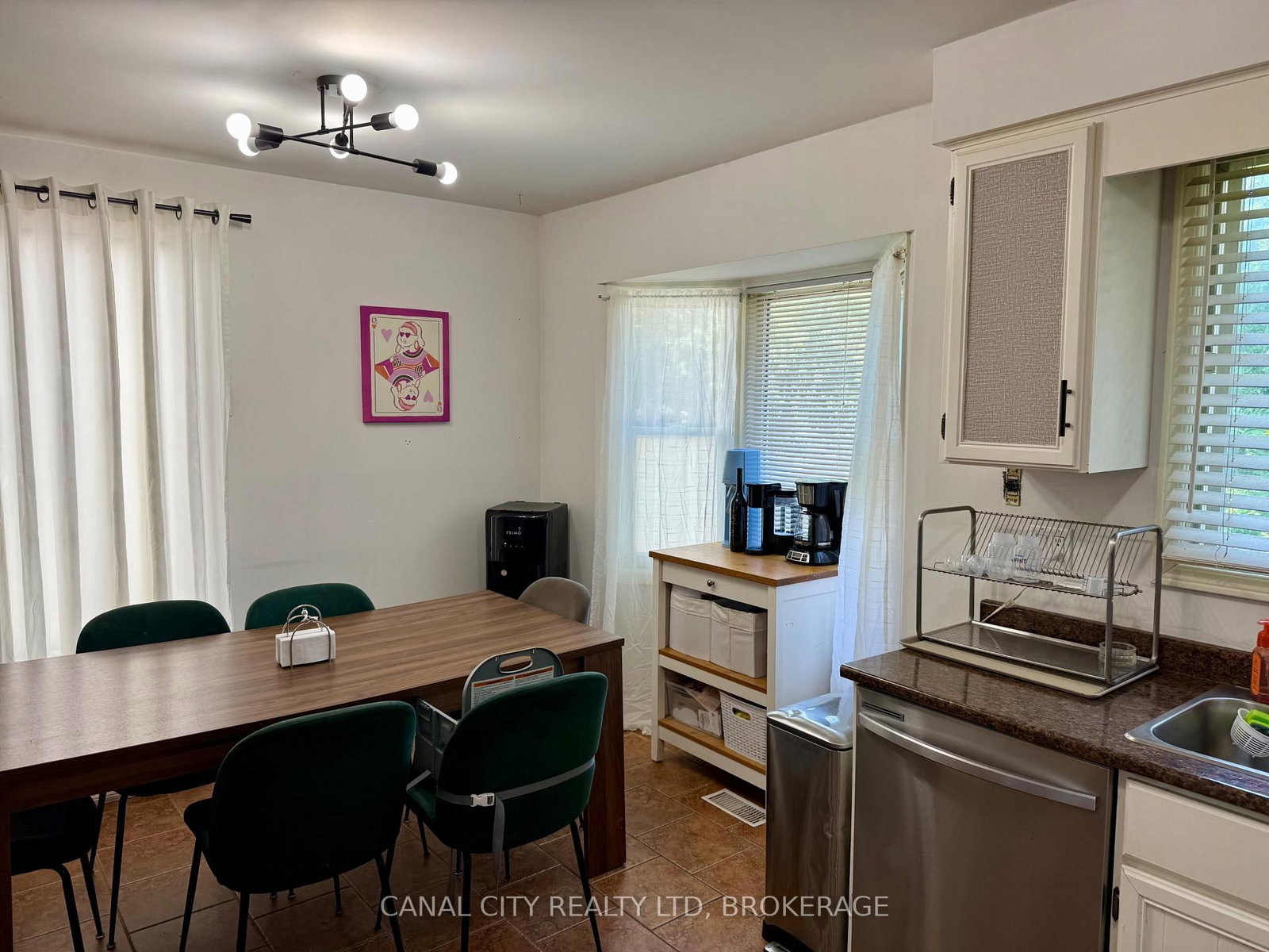 29 BAXTER Crescent • Thorold, ON photo 9