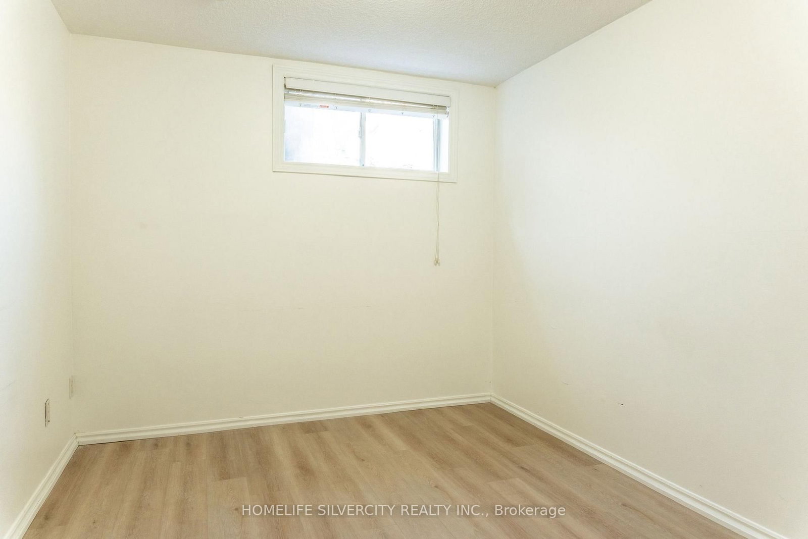 685 North Leaksdale Circle • London South, ON photo 25