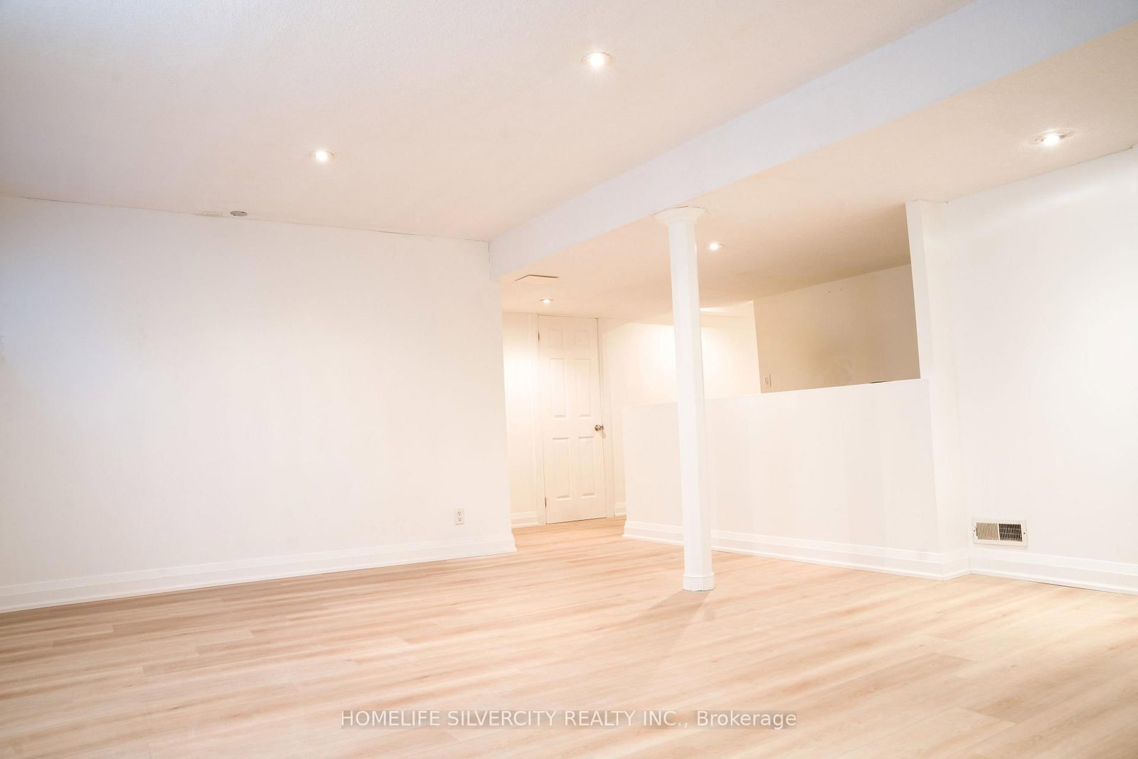685 North Leaksdale Circle • London South, ON photo 26