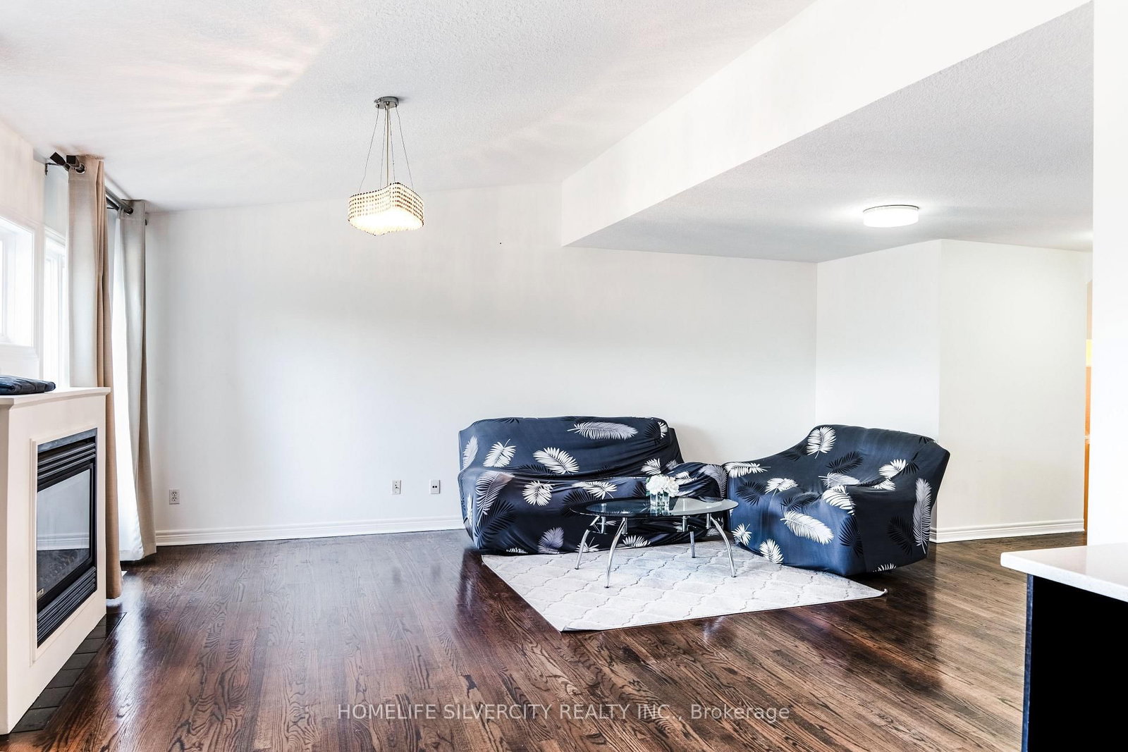 685 North Leaksdale Circle • London South, ON photo 4