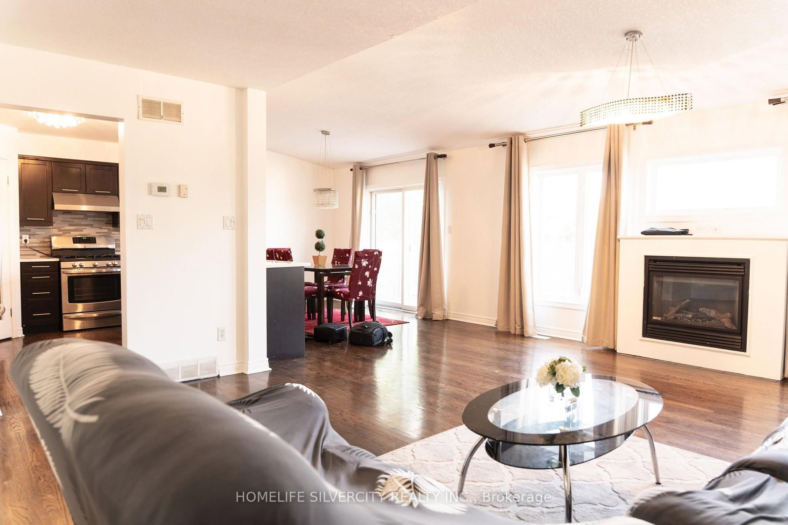685 North Leaksdale Circle • London South, ON photo 5