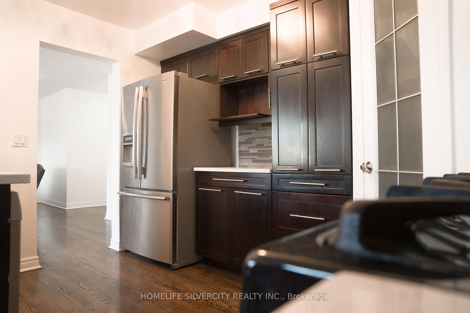 685 North Leaksdale Circle • London South, ON photo 6