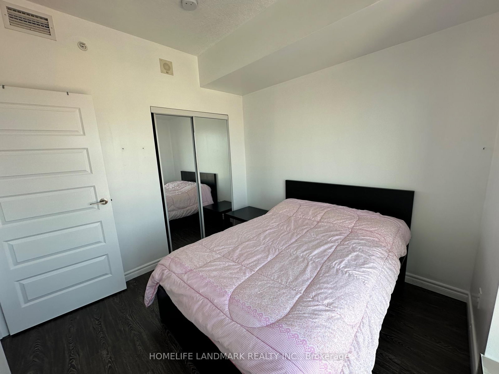 158 KING Street N • #2004 • Waterloo, ON photo 11