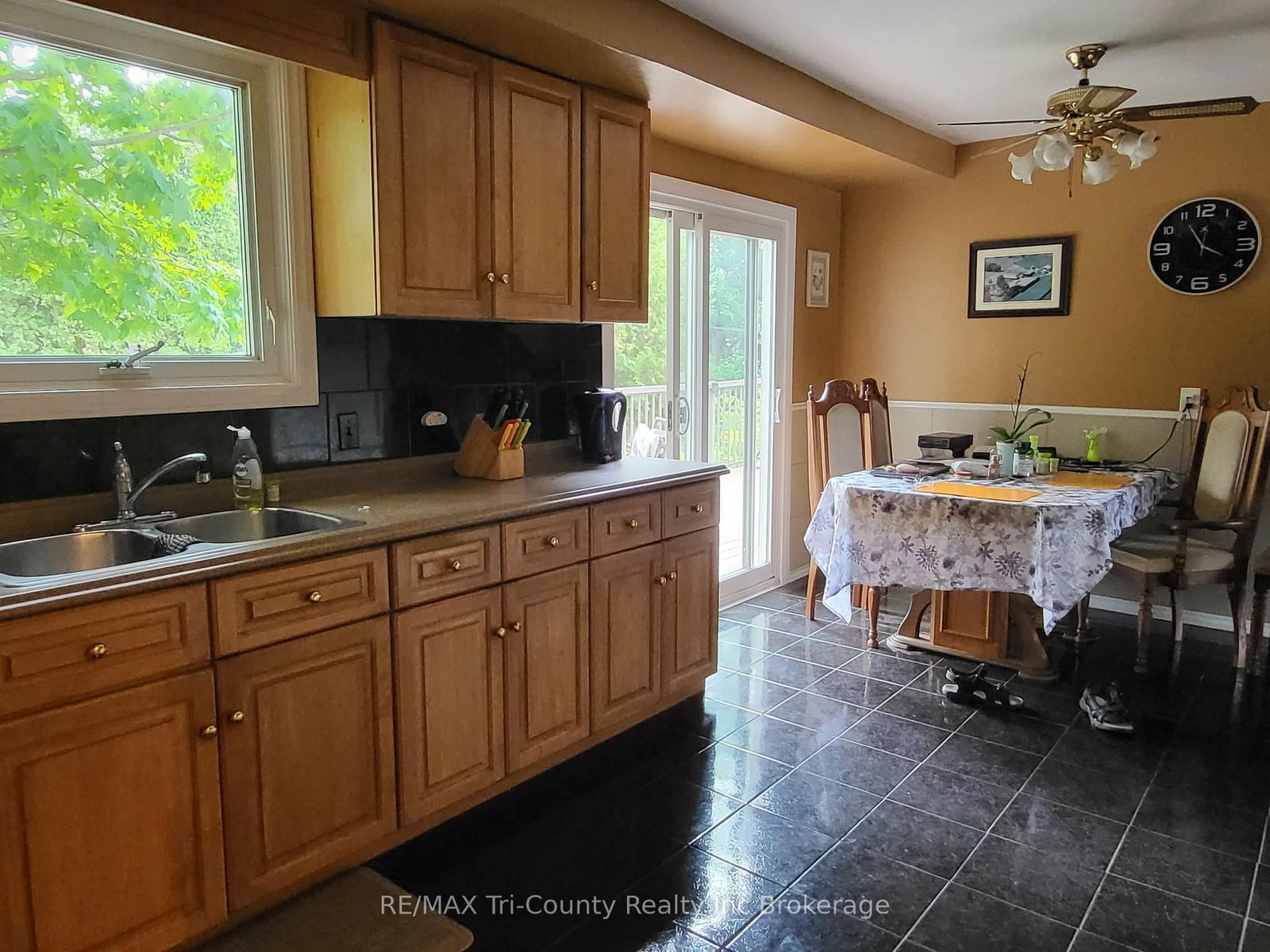 446 Norwich Avenue • Woodstock, ON photo 6