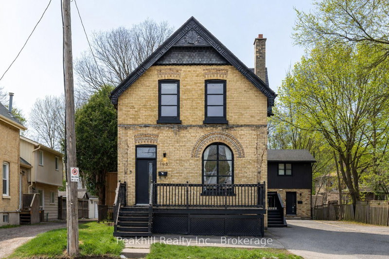 105 Wharncliffe Road N