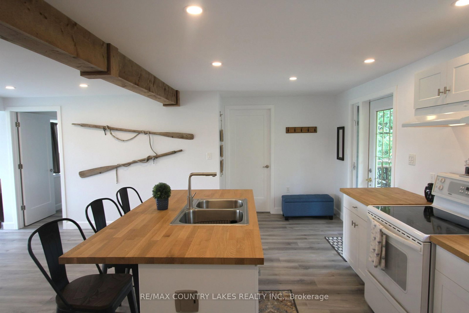 129 McGuire Beach Road • Kawartha Lakes, ON photo 13