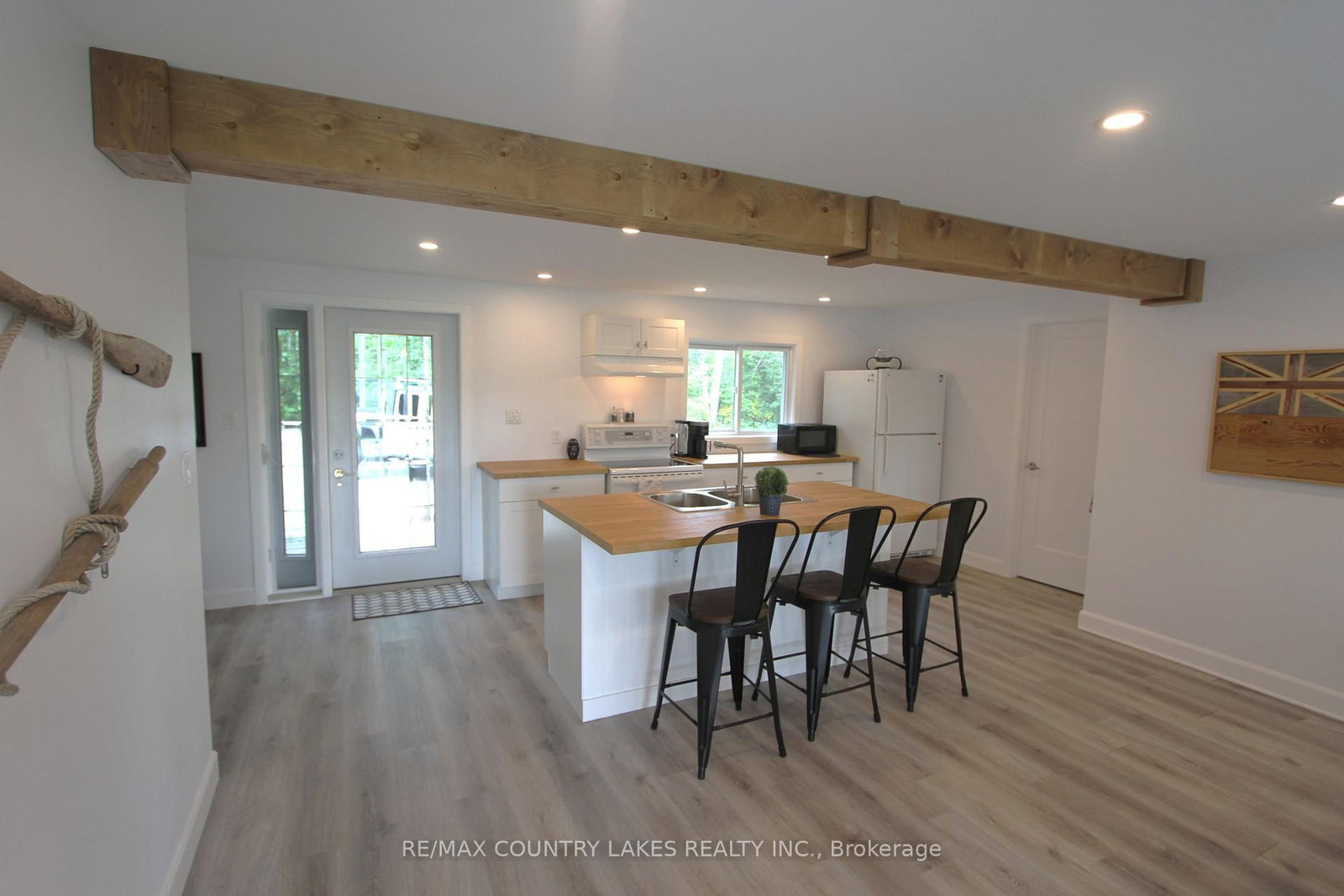 129 McGuire Beach Road • Kawartha Lakes, ON photo 9