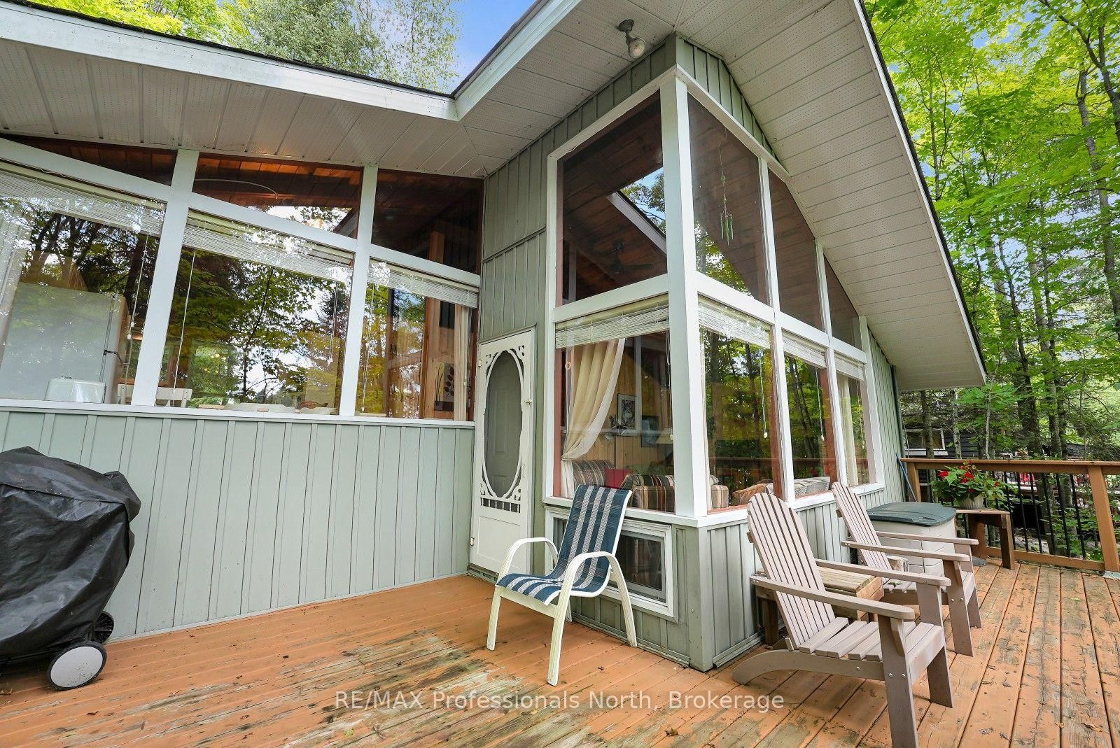 1041 Penny Lane • Dysart et al, ON photo 22
