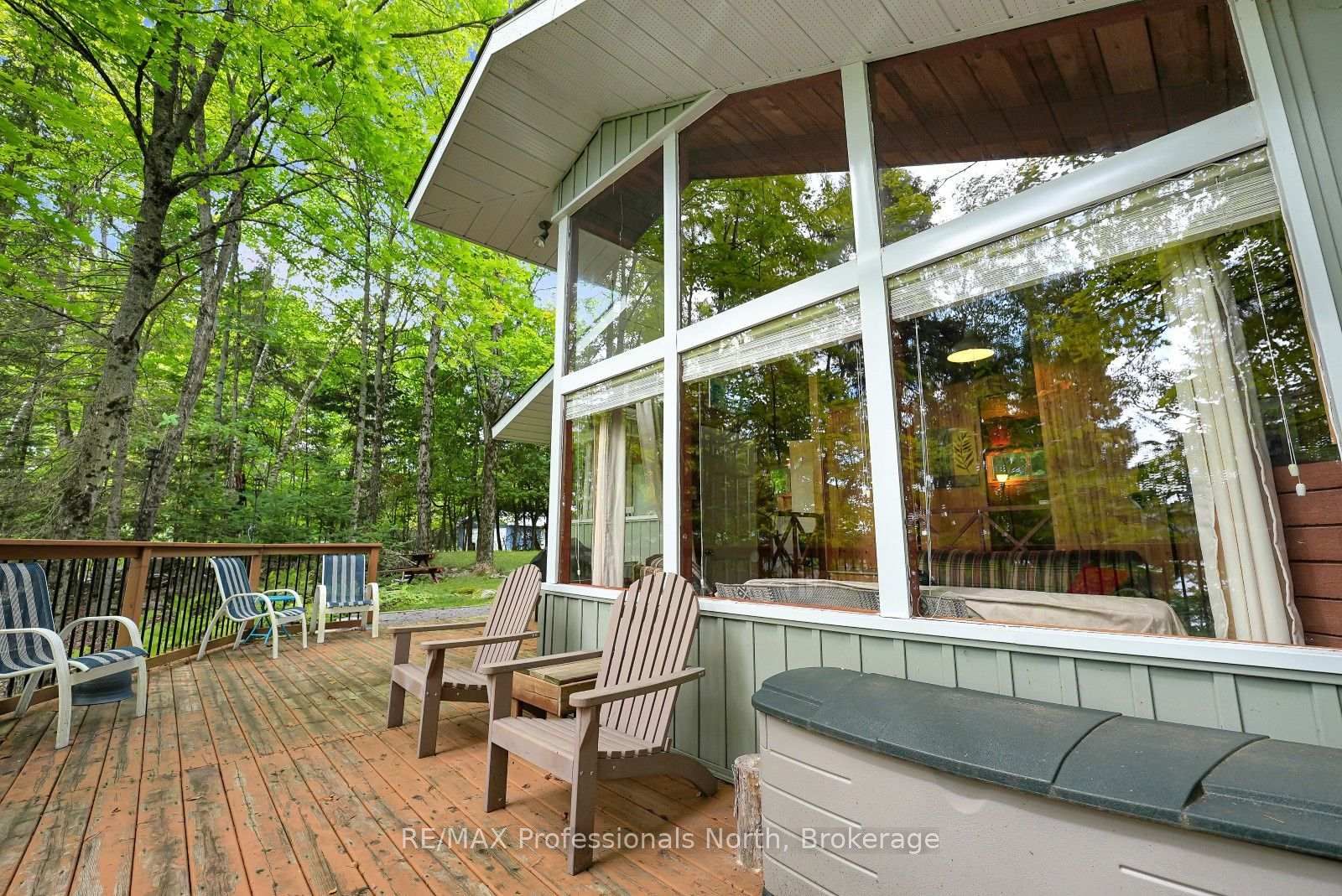 1041 Penny Lane • Dysart et al, ON photo 24