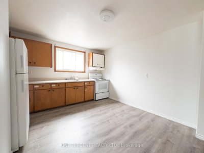 16 DALY Street • Kingston, ON photo 5