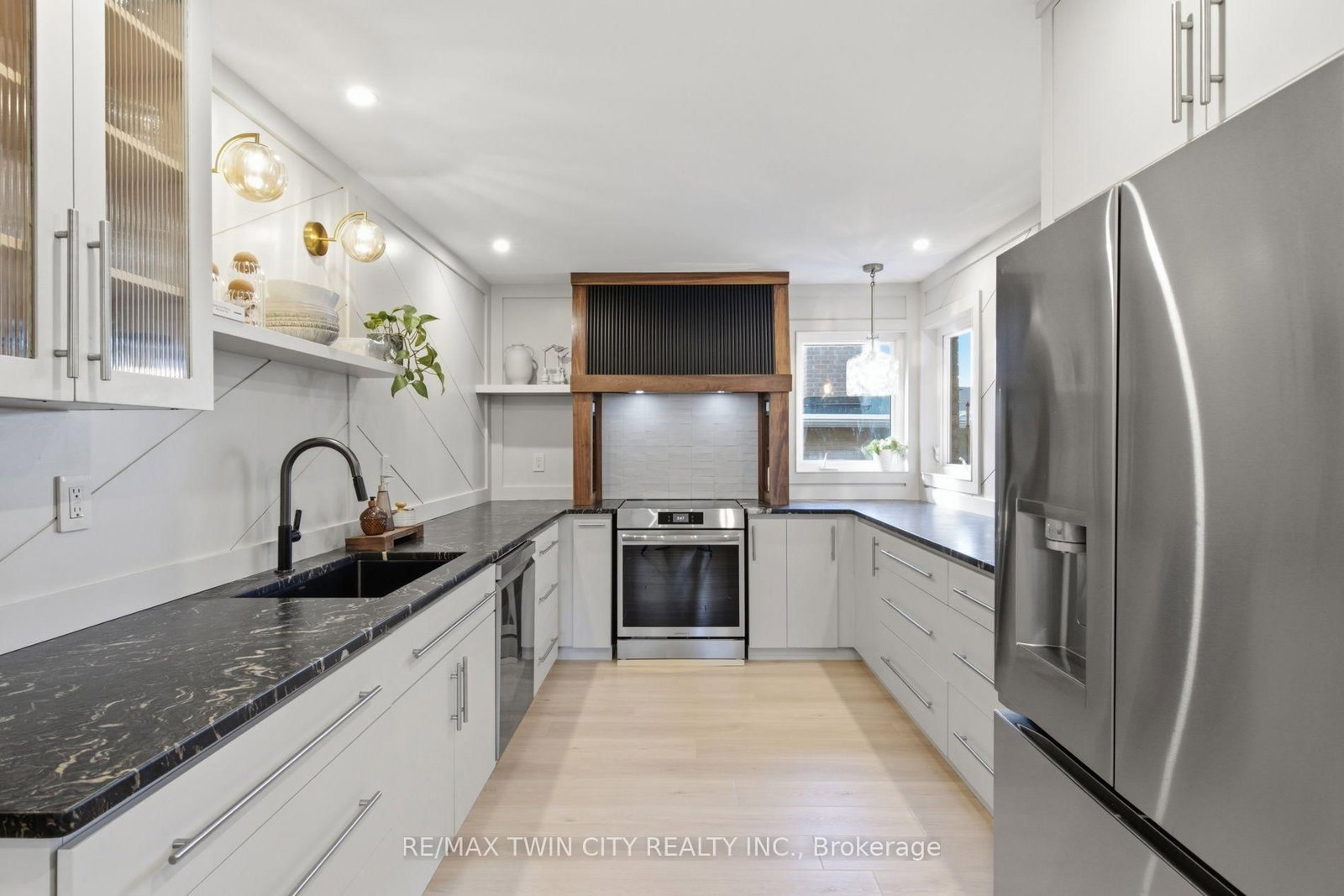 445 Sherring Street • Cambridge, ON photo 14
