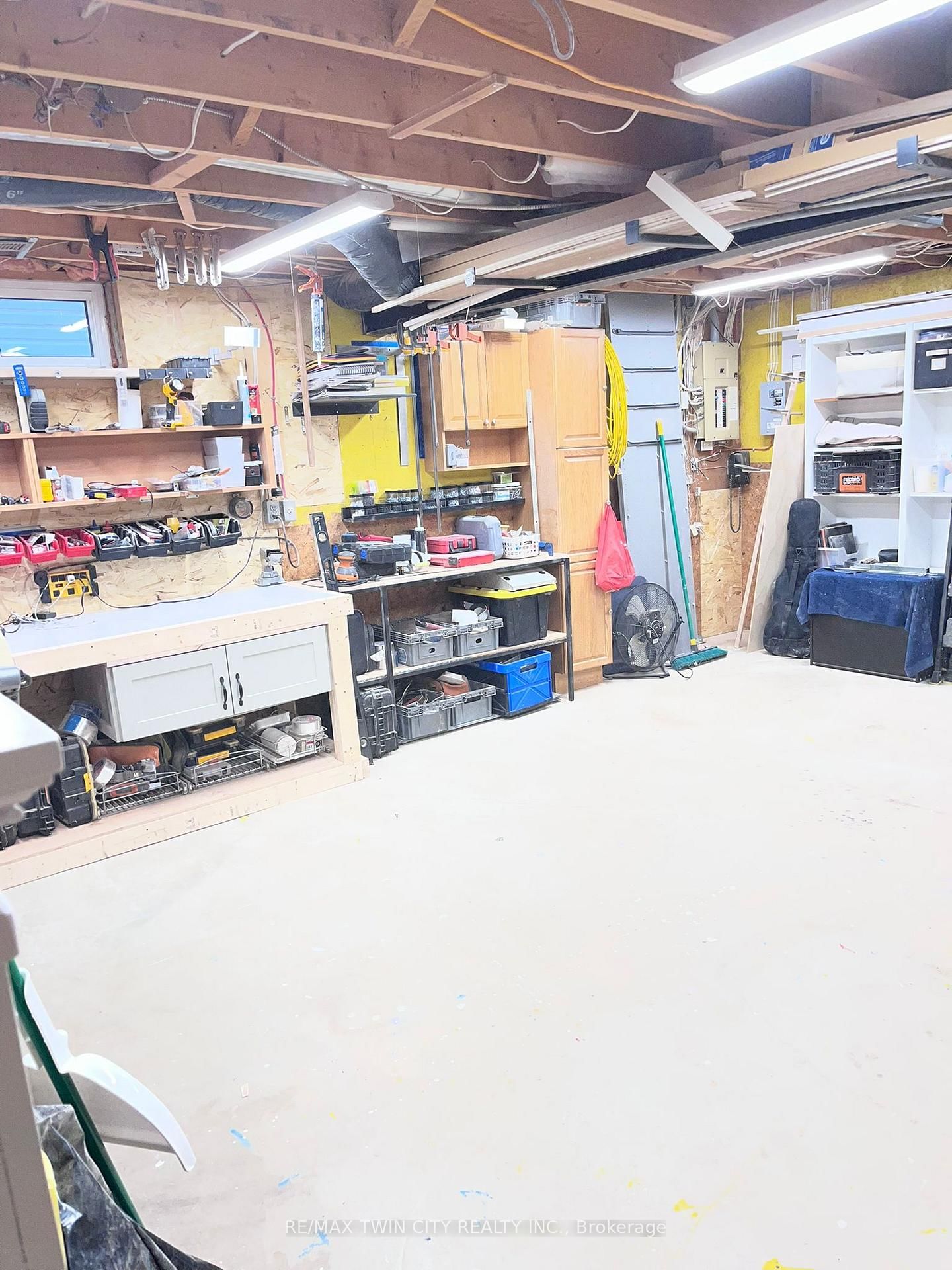 445 Sherring Street • Cambridge, ON photo 44