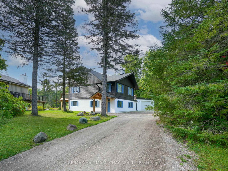 61 Pine River Crescent