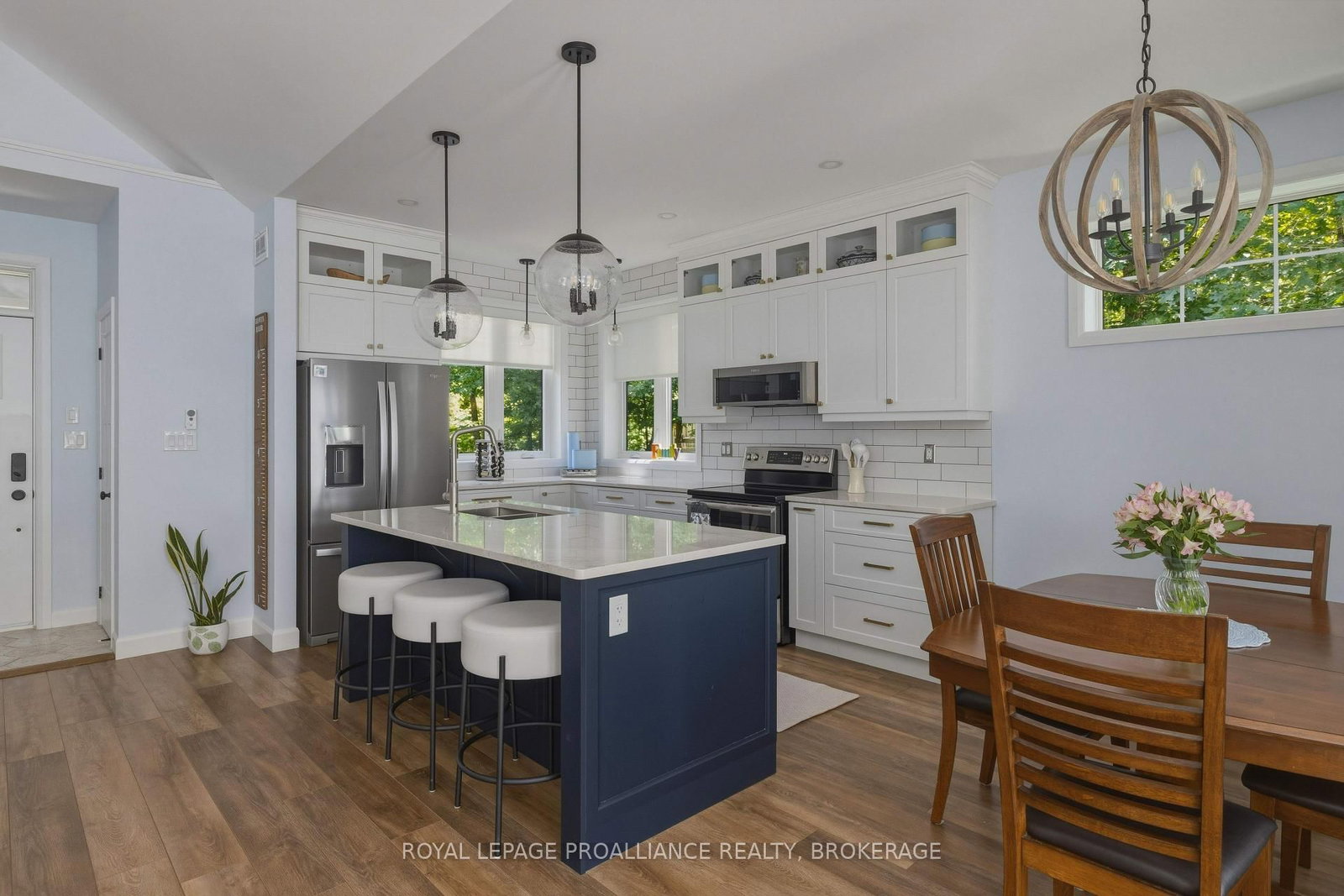 3842 Hideaway Lane • Battersea, ON photo 14