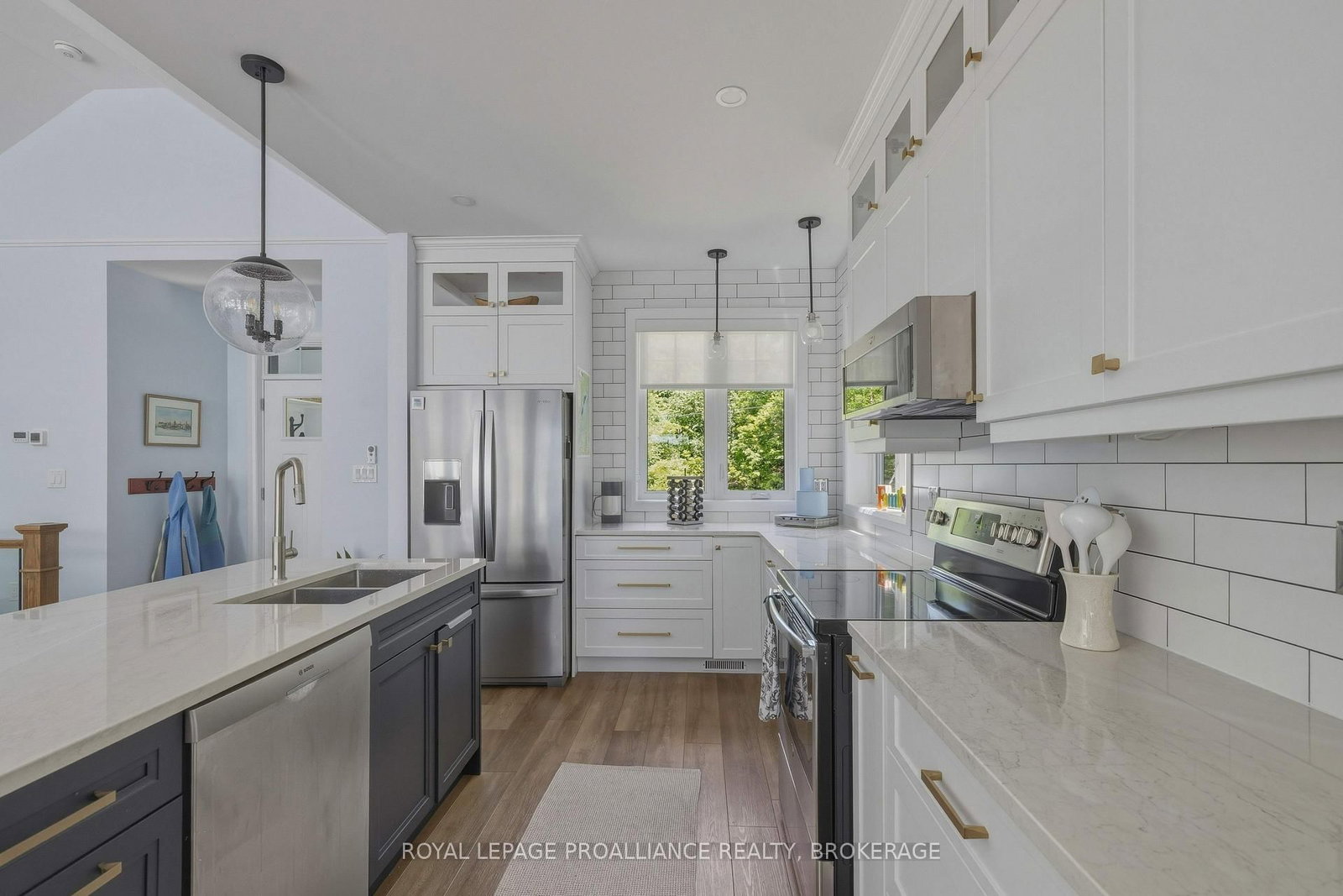 3842 Hideaway Lane • Battersea, ON photo 16